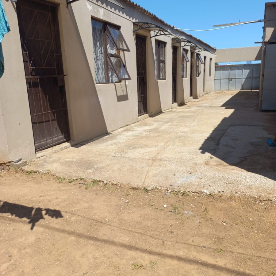 11 Bedroom Property for Sale in Zwide Eastern Cape